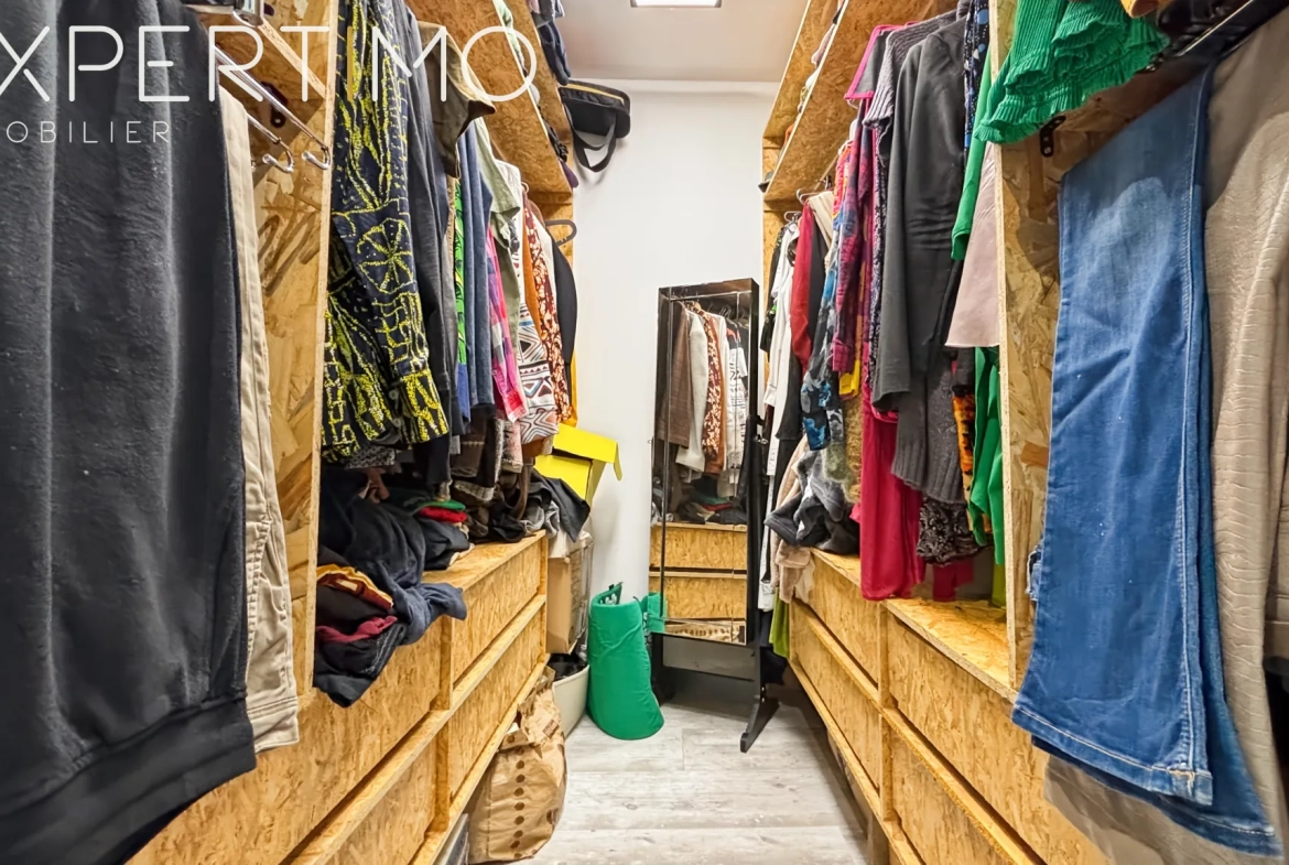 Appartement lumineux de 125 m² à Etampes avec 3 chambres, garage et potentiel de 4 chambres 