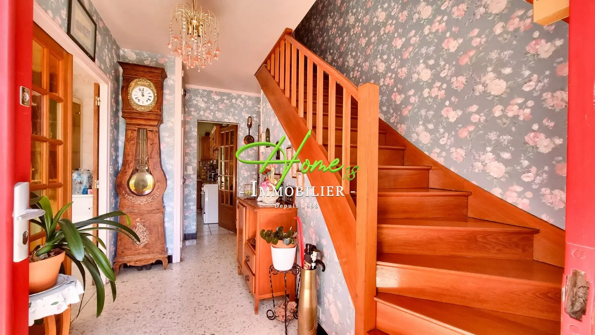 Maison à vendre à Fussy proche Bourges avec terrasse et sous-sol complet 