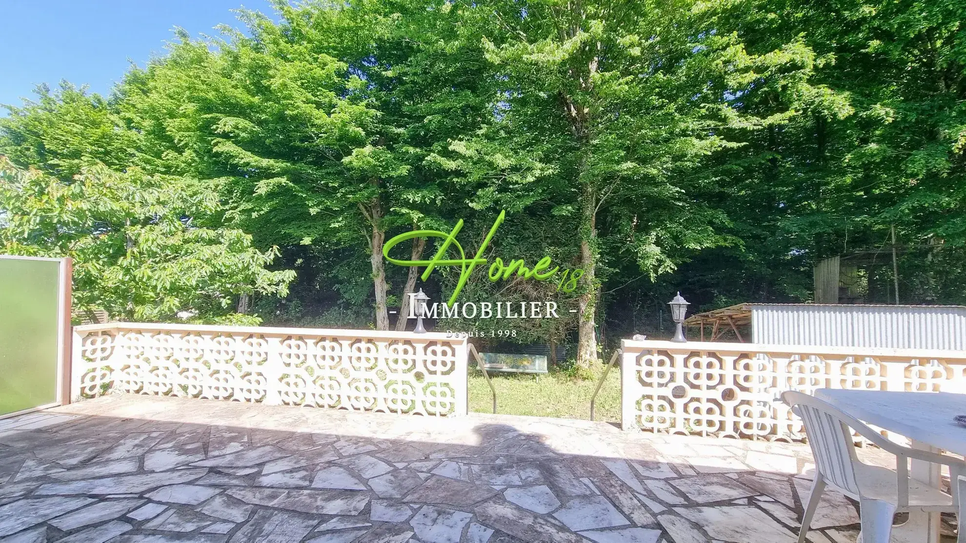 Maison à vendre à Fussy proche Bourges avec terrasse et sous-sol complet 
