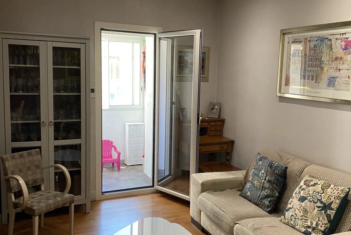 Vente appartement T3 de 74 m² à Bastia, centre-ville, lumineux avec loggia et balcon 