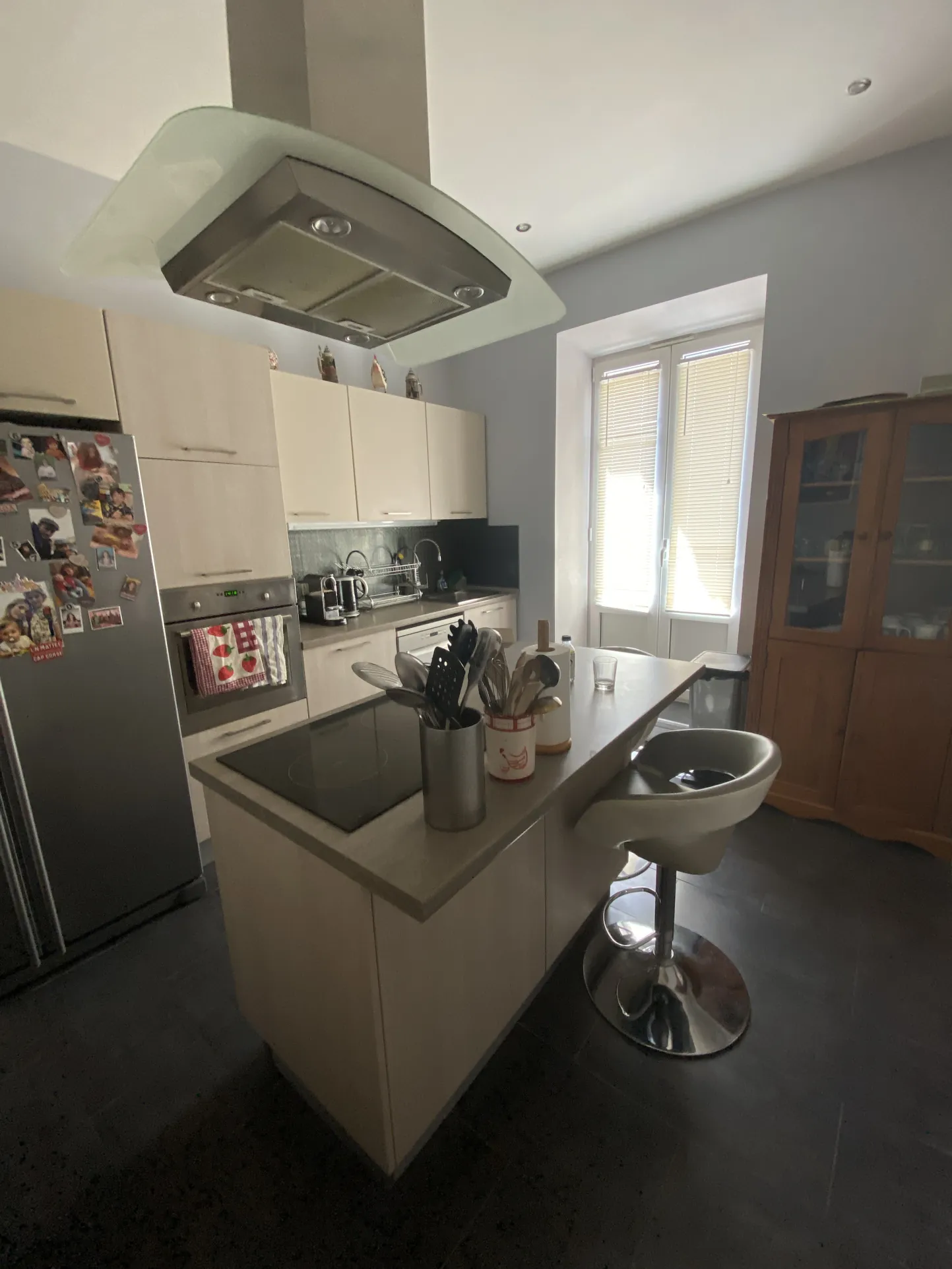 Vente appartement T3 de 74 m² à Bastia, centre-ville, lumineux avec loggia et balcon 