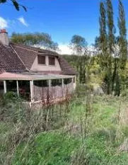 Villa avec 5 chambres à Perriers-Sur-Andelle – Vente aux enchères à partir de 45 000 €