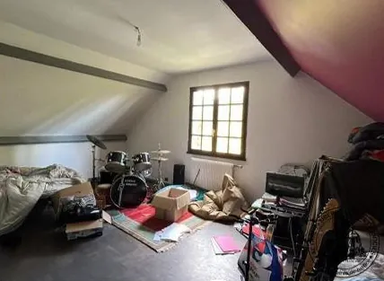 Villa avec 5 chambres à Perriers-Sur-Andelle – Vente aux enchères à partir de 45 000 € 
