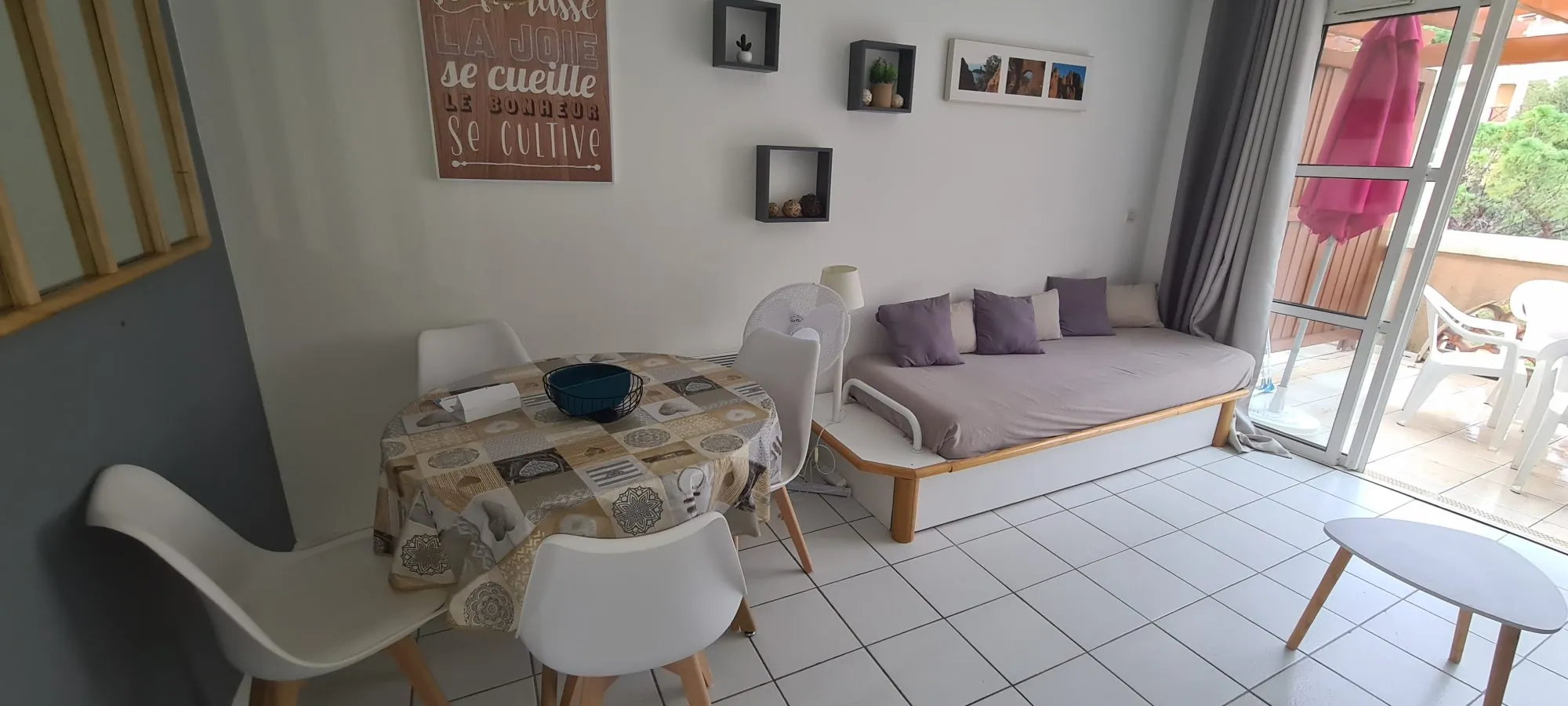 Studio meublé avec terrasse et piscine à Saint-Raphaël 