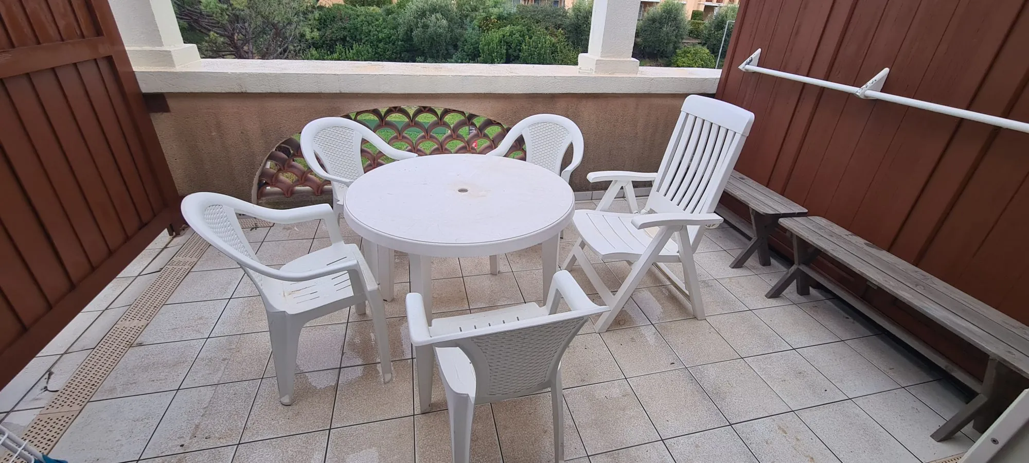 Studio meublé avec terrasse et piscine à Saint-Raphaël 