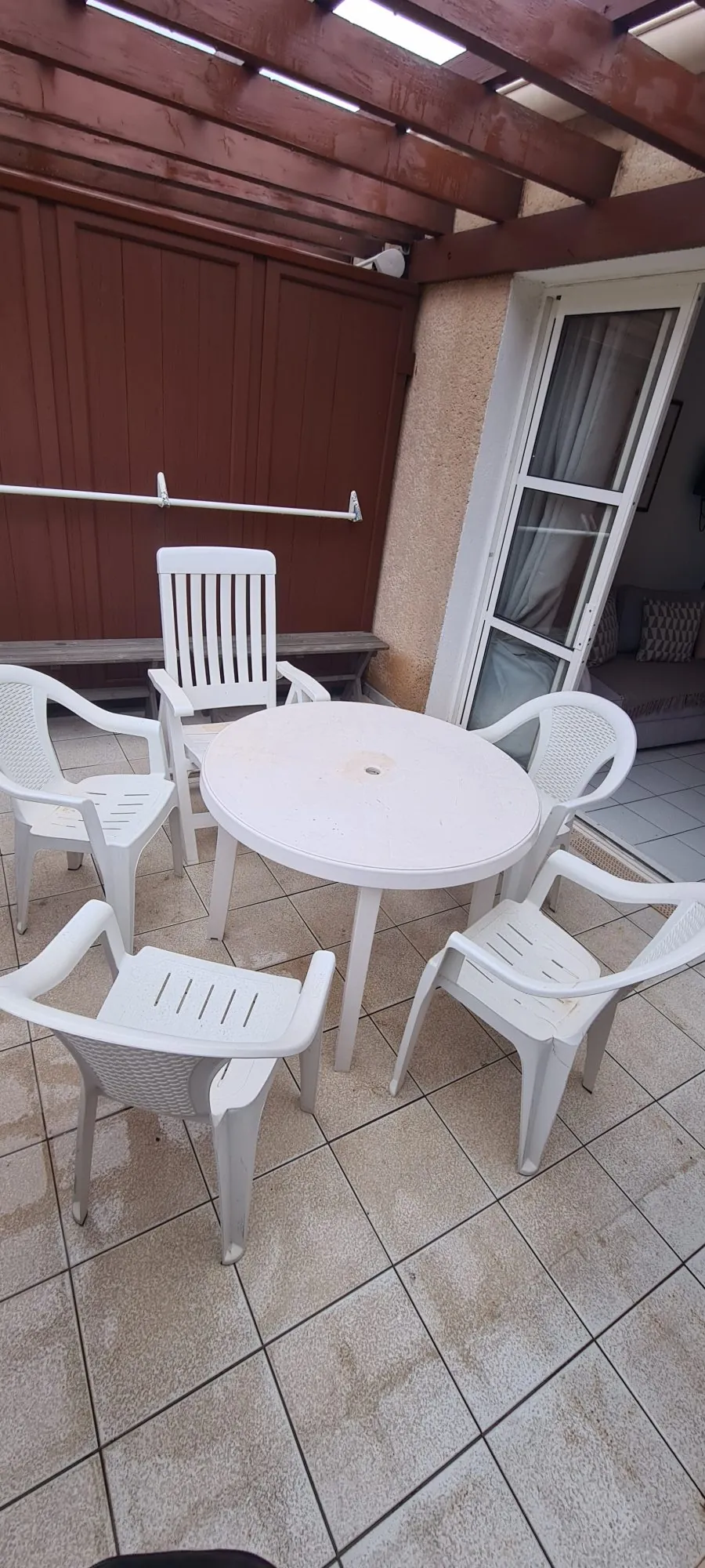 Studio meublé avec terrasse et piscine à Saint-Raphaël 