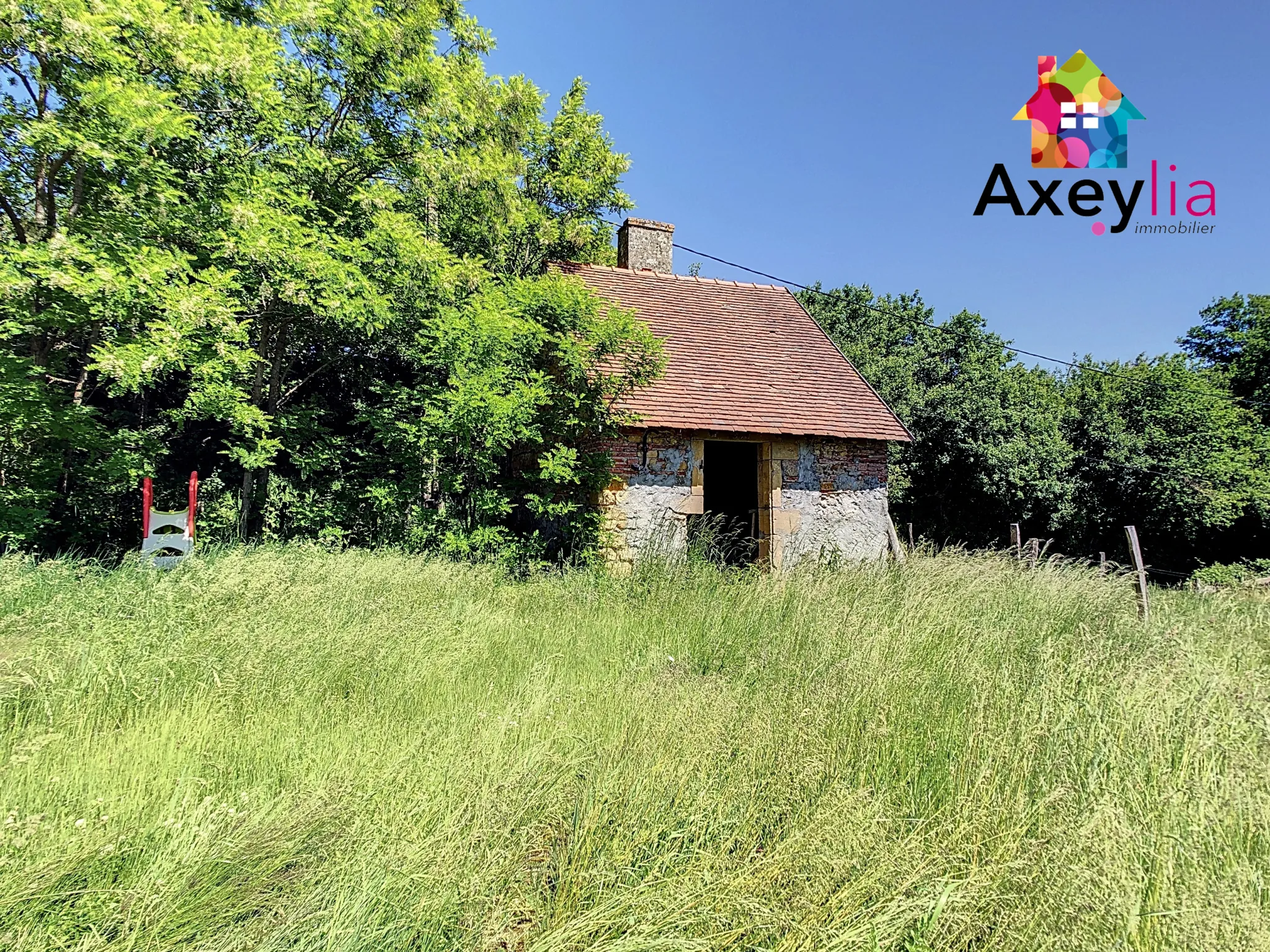 Maison familiale de plain-pied avec grand terrain à Rigny-sur-Arroux 