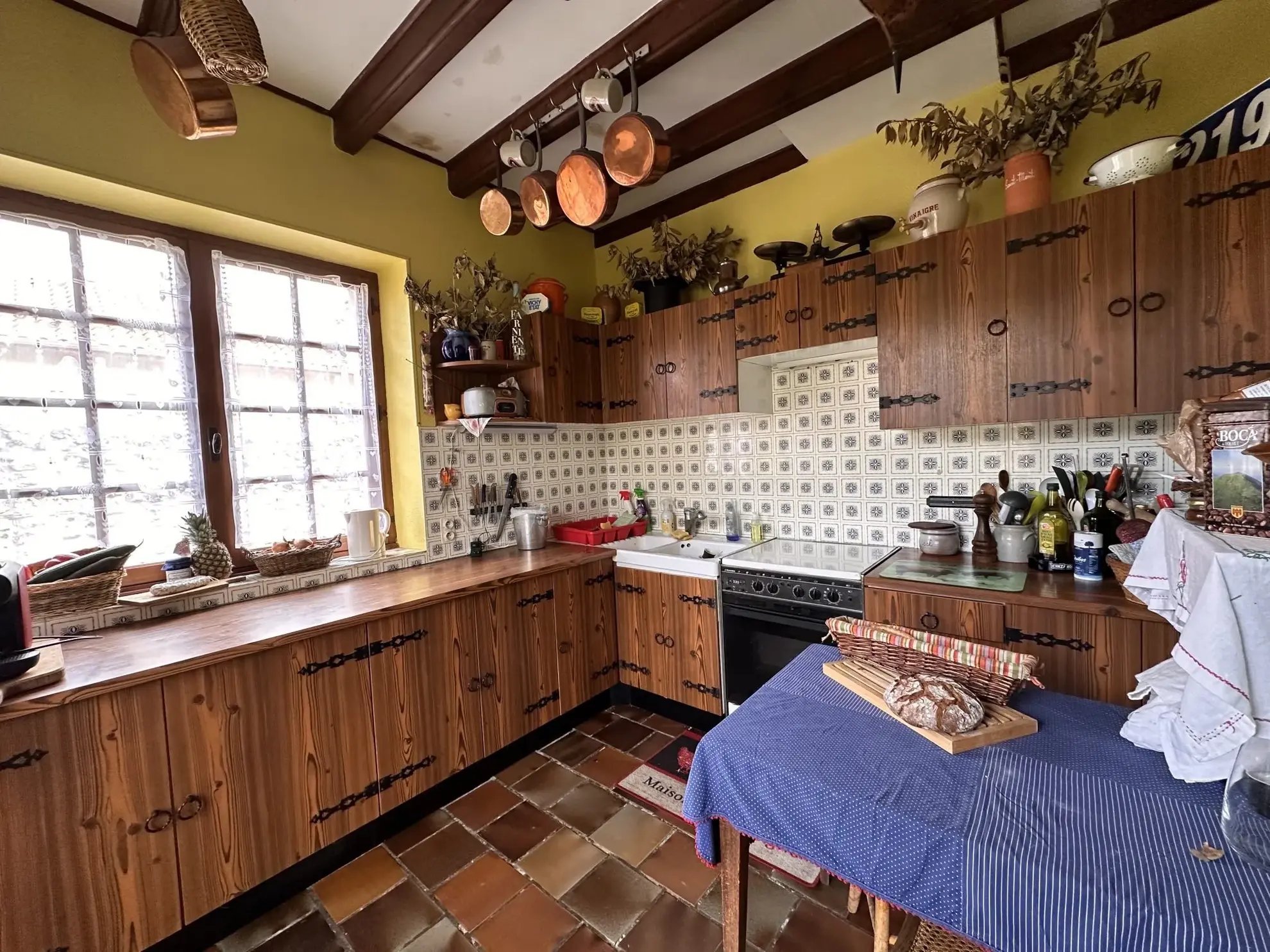 Vente maison à Massiac avec fort potentiel locatif sur grand terrain 