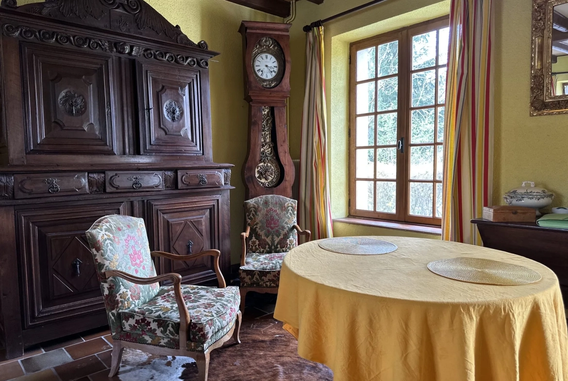 Vente maison à Massiac avec fort potentiel locatif sur grand terrain 
