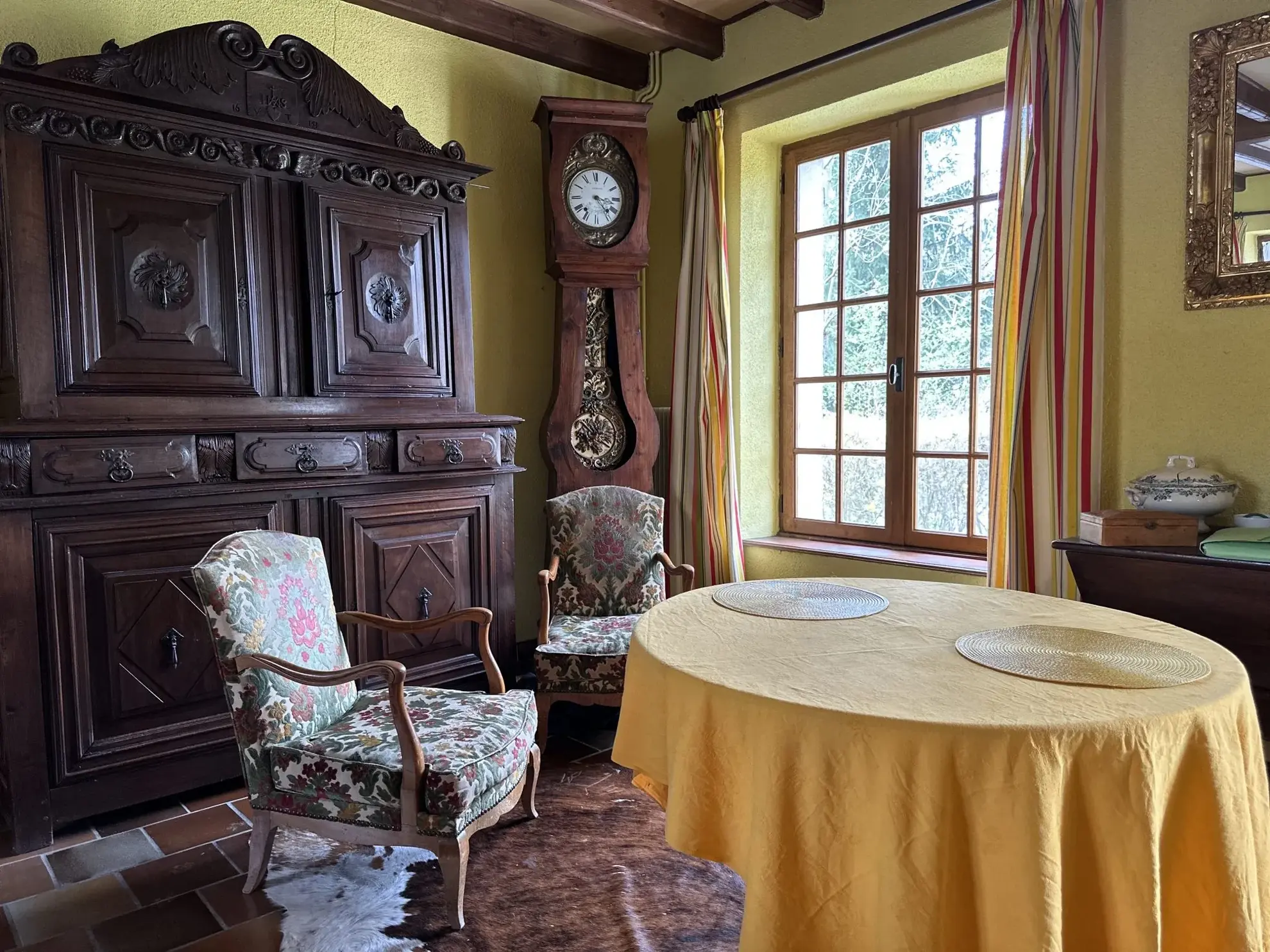 Vente maison à Massiac avec fort potentiel locatif sur grand terrain 