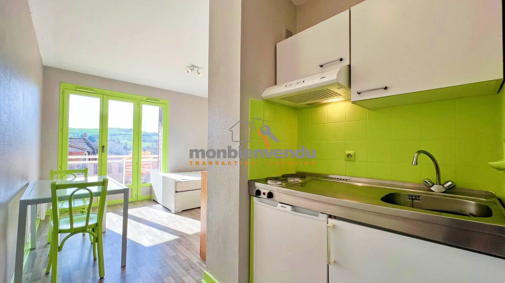 Studio à vendre avec balcon à Aurillac - Investissement idéal 