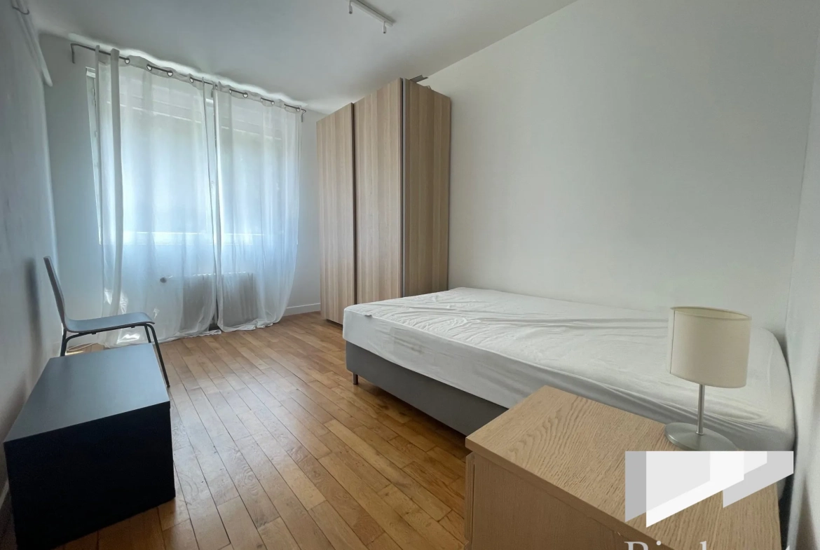 Appartement T3 rénové à vendre à Orléans, proche gare et commerces 