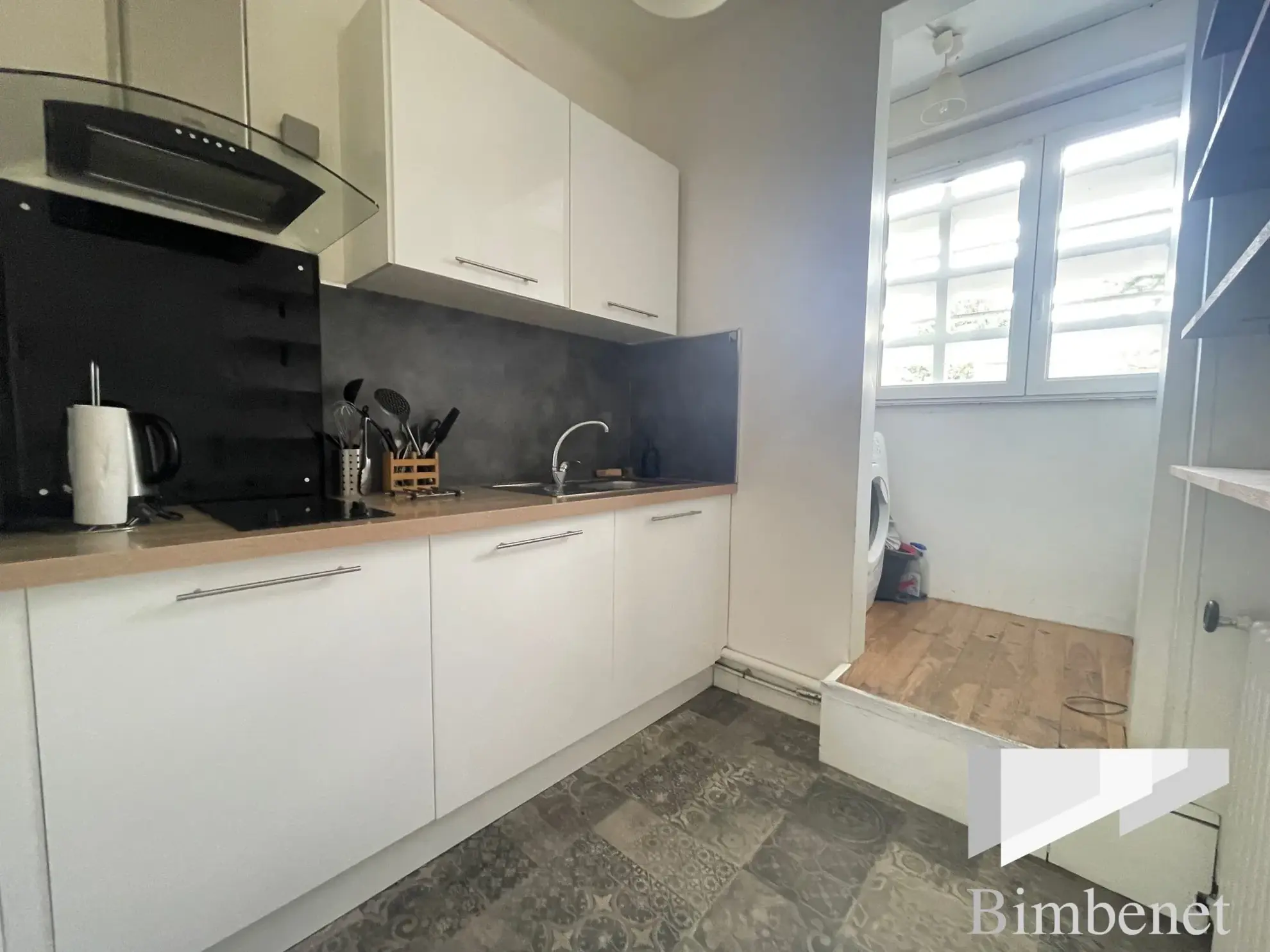 Appartement T3 rénové à vendre à Orléans, proche gare et commerces 