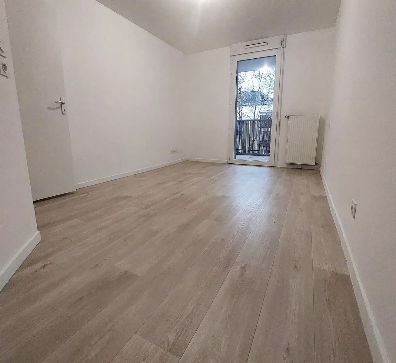 Appartement lumineux avec parking sécurisé à Saint-Nazaire – Résidence de standing 