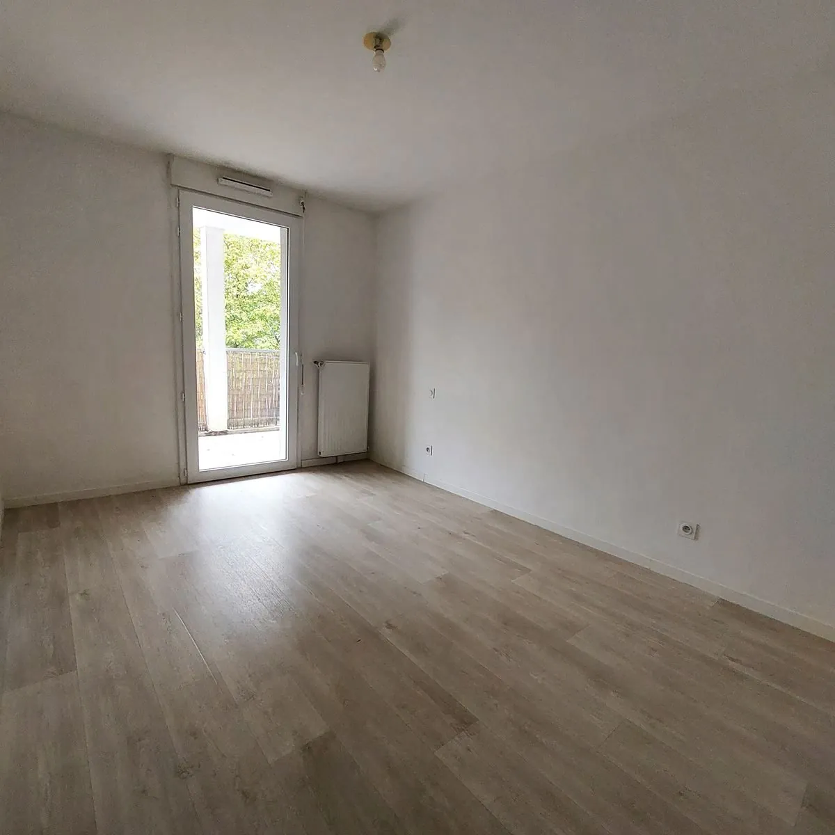 Appartement lumineux avec parking sécurisé à Saint-Nazaire – Résidence de standing 