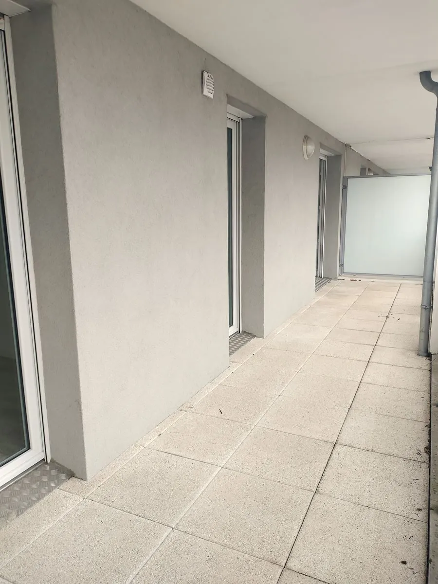 Appartement lumineux avec parking sécurisé à Saint-Nazaire – Résidence de standing 