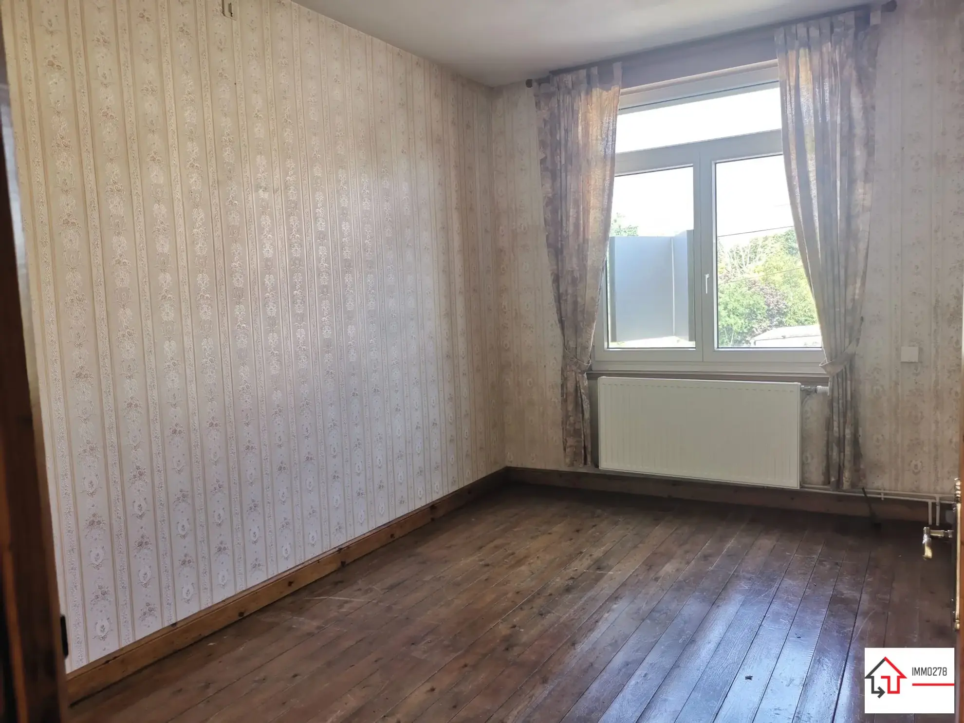 Maison mitoyenne à Oxelaëre près de Cassel – 114 m², jardin, calme 
