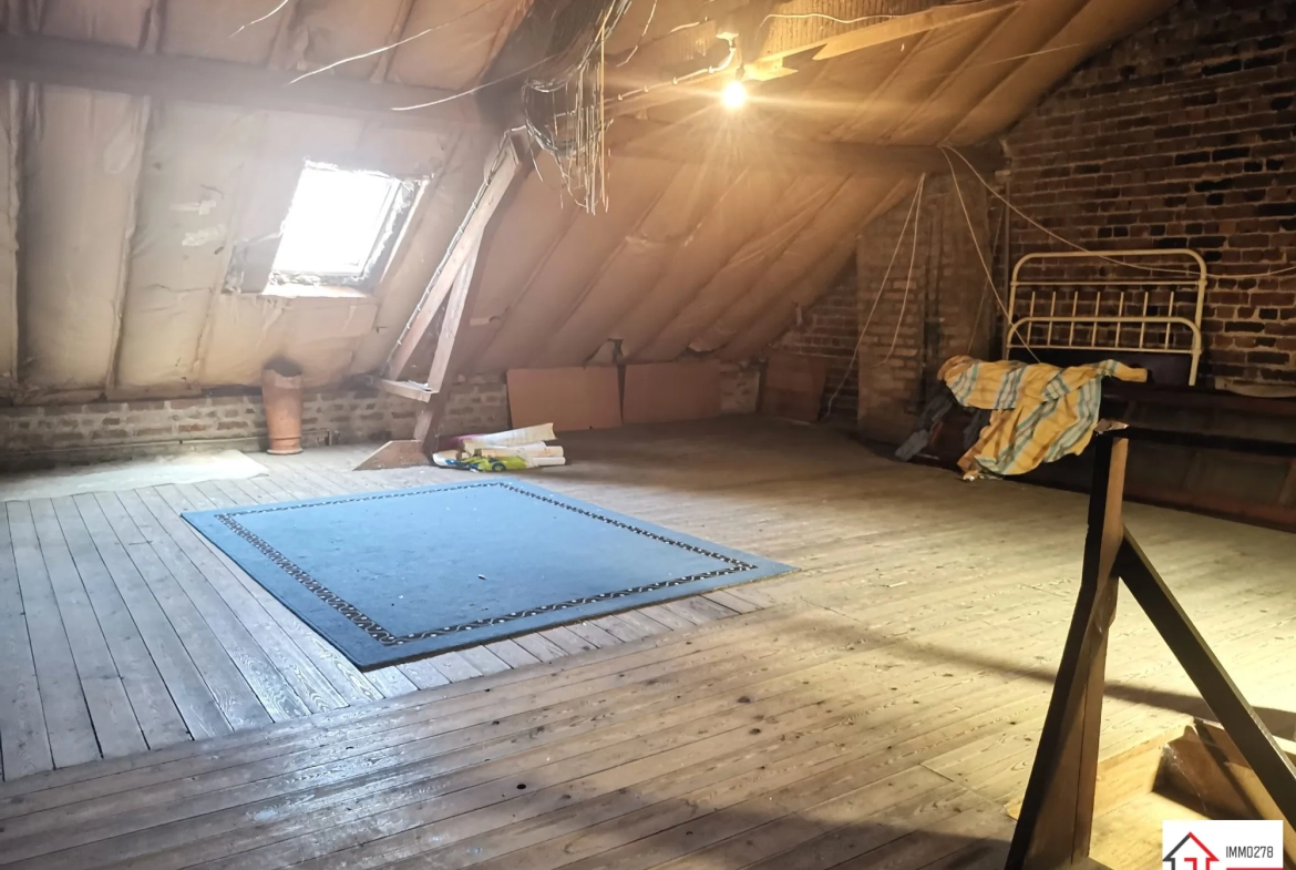 Maison mitoyenne à Oxelaëre près de Cassel – 114 m², jardin, calme 