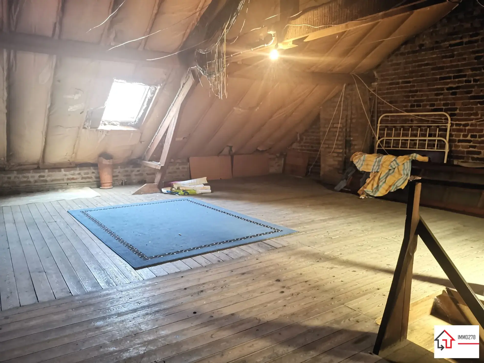 Maison mitoyenne à Oxelaëre près de Cassel – 114 m², jardin, calme 
