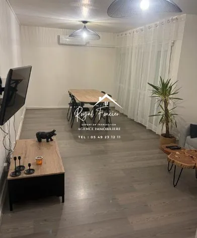 Espace de vie  Appartement T4 à vendre à Châtellerault - 82 m², proche centre-ville 