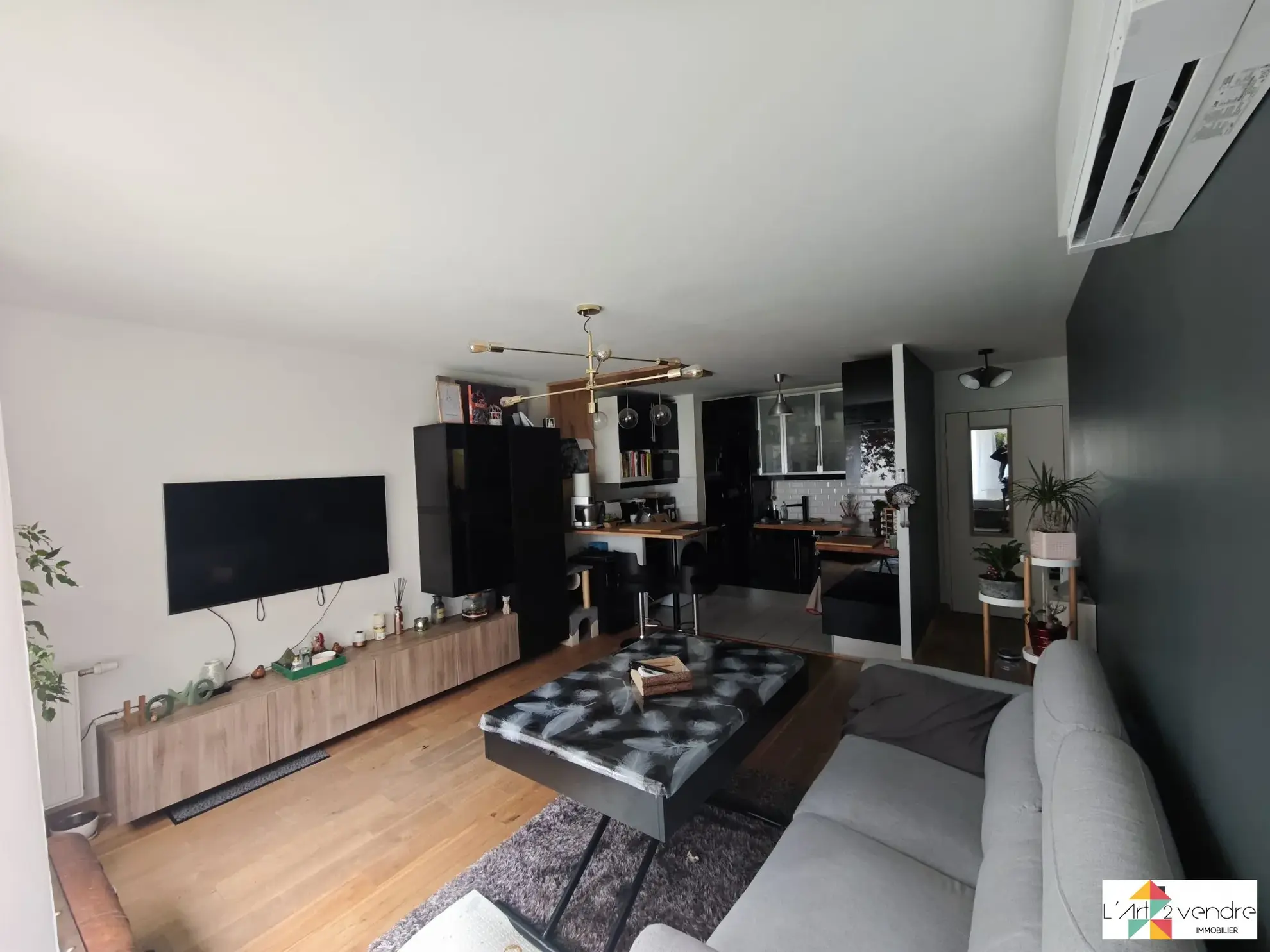 Appartement 3 pièces sécurisé avec parking à Évry-Courcouronnes 