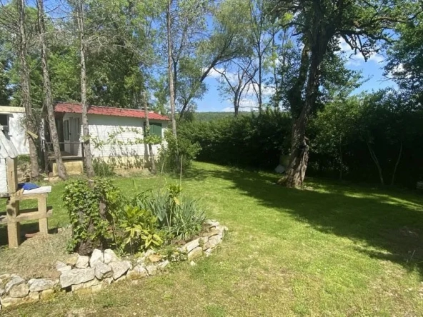 Terrain de loisir 865 m² en bord de Meuse à Ugny-sur-Meuse