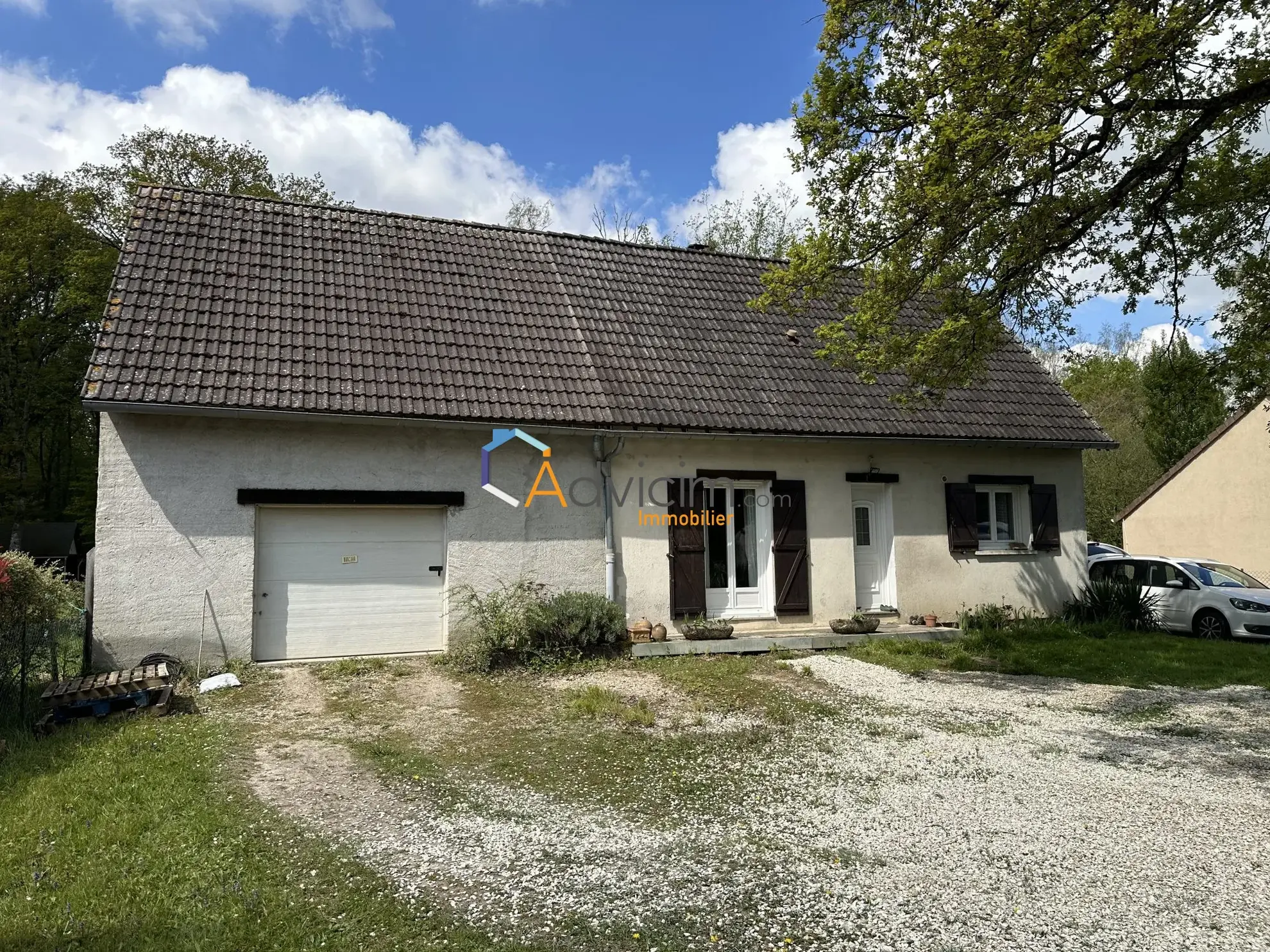 Maison individuelle avec grand terrain à Courtenay 45320 