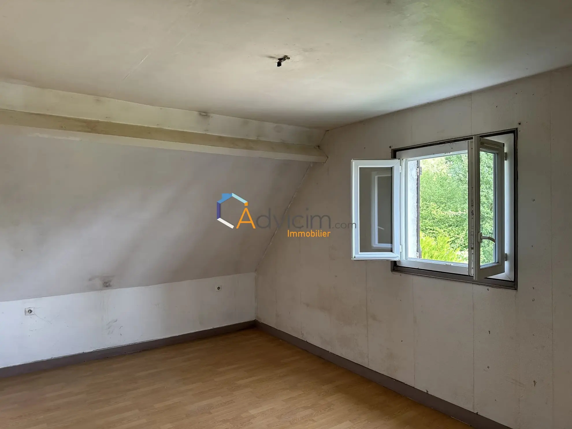 Maison individuelle avec grand terrain à Courtenay 45320 