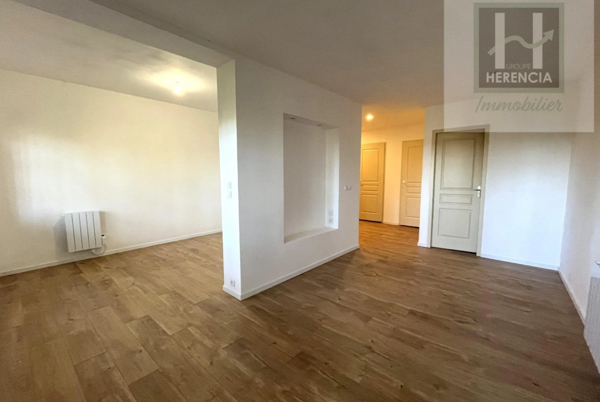 Belle maison à Angoulême de 129 m² proche gare et centre-ville avec terrasse 