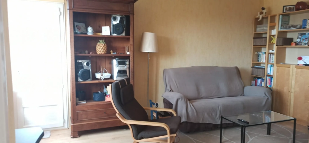 Bel appartement T3 bis à vendre à Carbon-Blanc, proche tramway, sans travaux à prévoir