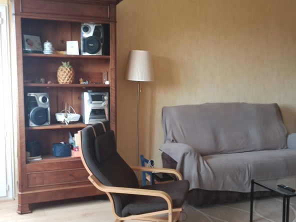 Bel appartement T3 bis à vendre à Carbon-Blanc, proche tramway, sans travaux à prévoir