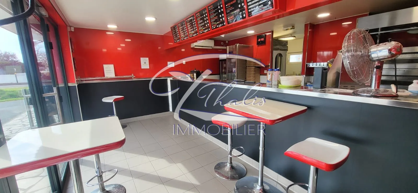 Pizzeria à céder à Blanquefort, local équipé et clientèle fidèle 