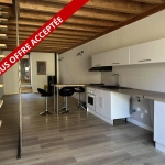 Maison de village rénovée de 90 m² au cœur de Beaujeu