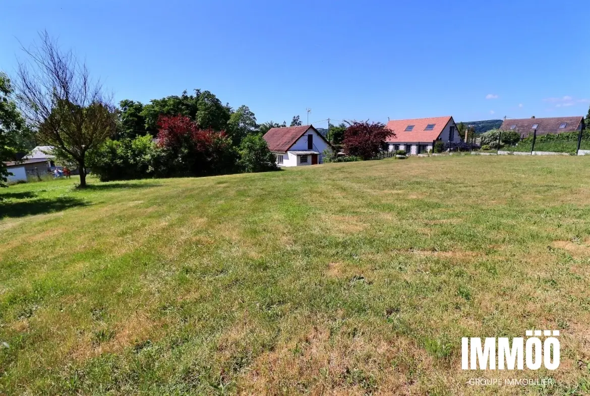 Charmante maison à rénover de 77 m² avec jardin de 2000 m² en campagne 