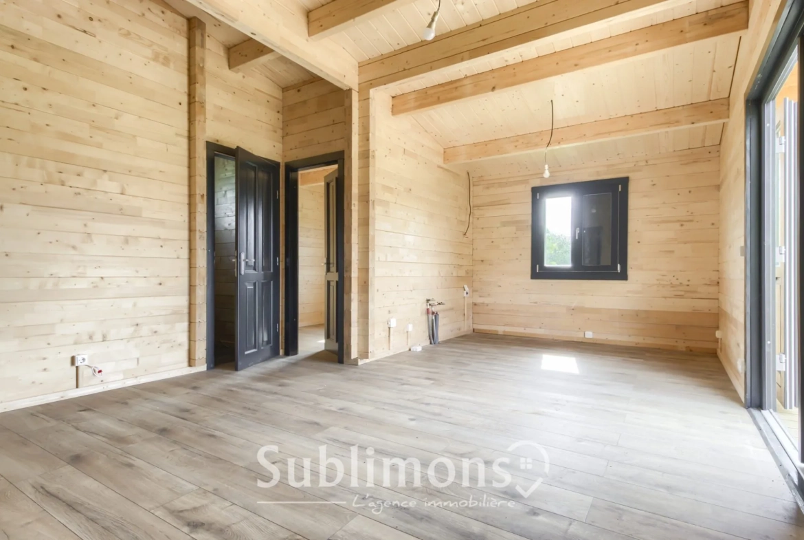 Chalet en bois de 46 m² avec terrasse dans un parc résidentiel à Sulniac 