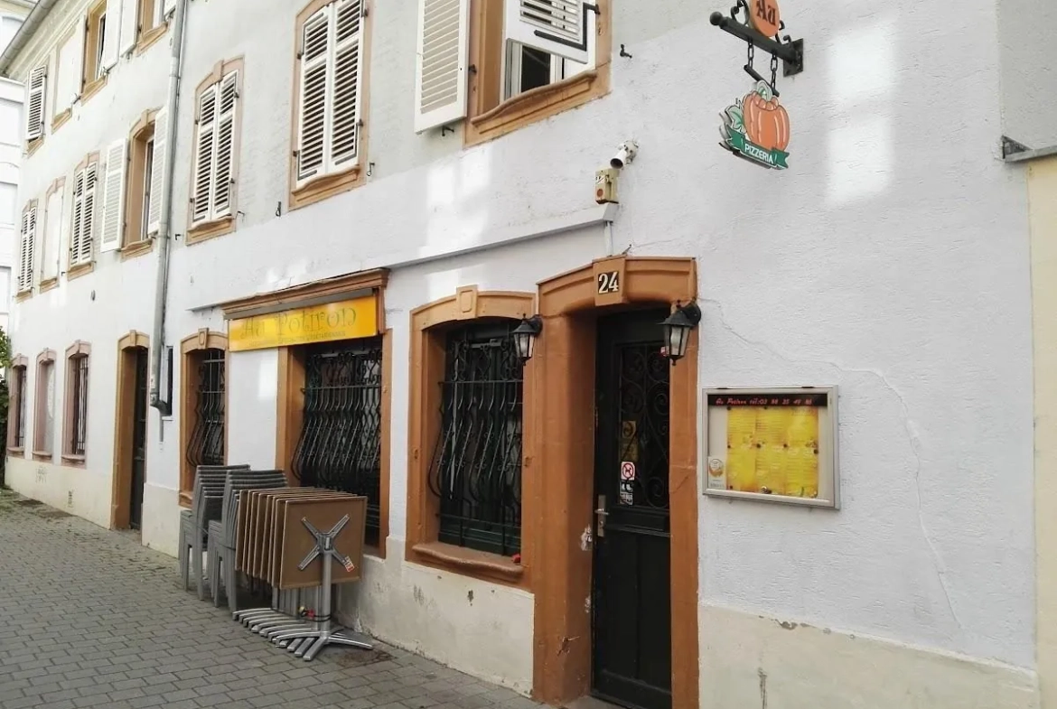 rue pietonne  Fonds de commerce restaurant à vendre à Strasbourg dans la Krutenau 
