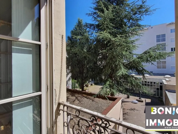 Appartement 2 pièces à Grenoble, proche gare, 48,04 m²
