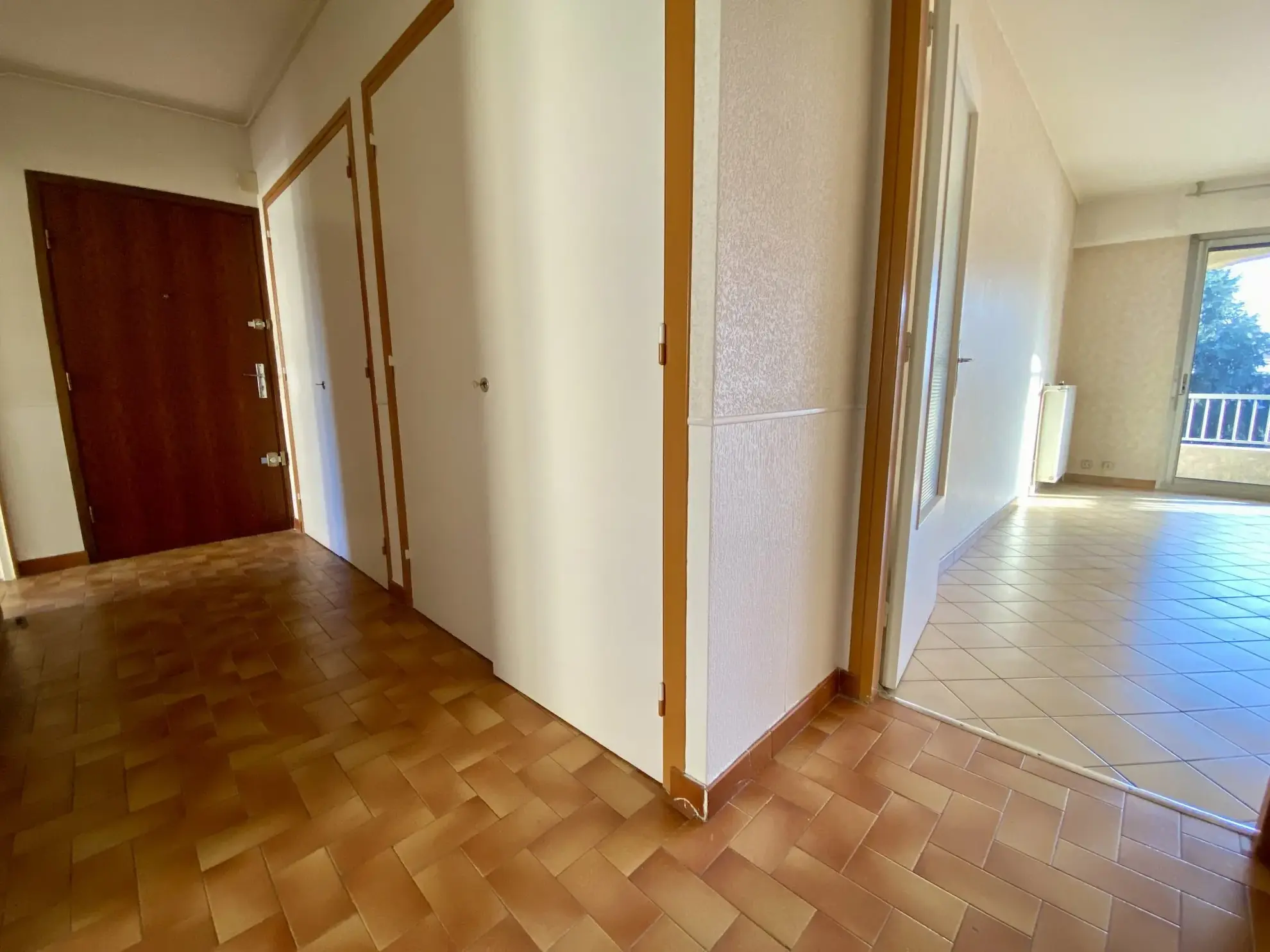 Appartement traversant 60 m² avec garage à Romans-sur-Isère 