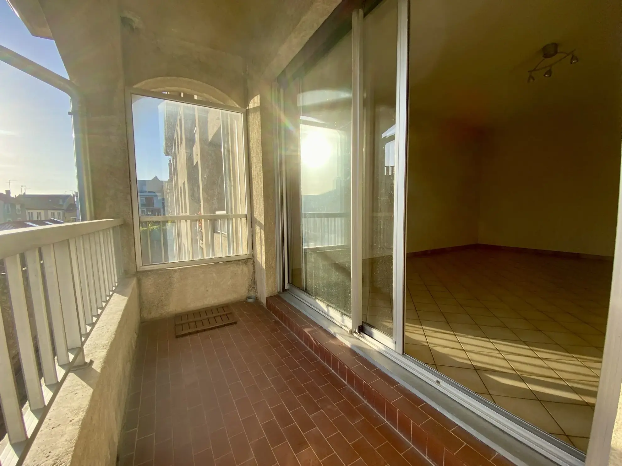Appartement traversant 60 m² avec garage à Romans-sur-Isère 