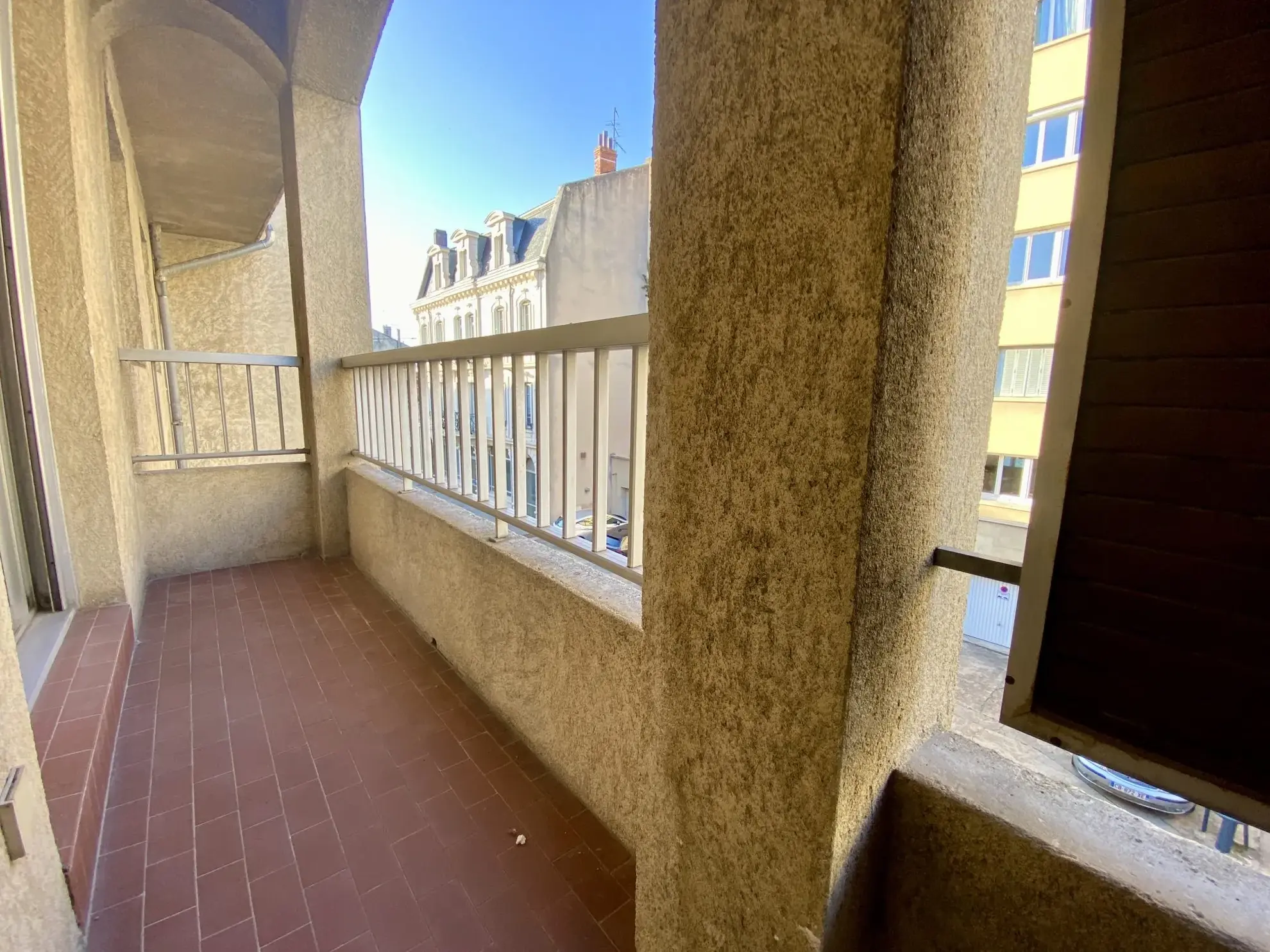 Appartement traversant 60 m² avec garage à Romans-sur-Isère 
