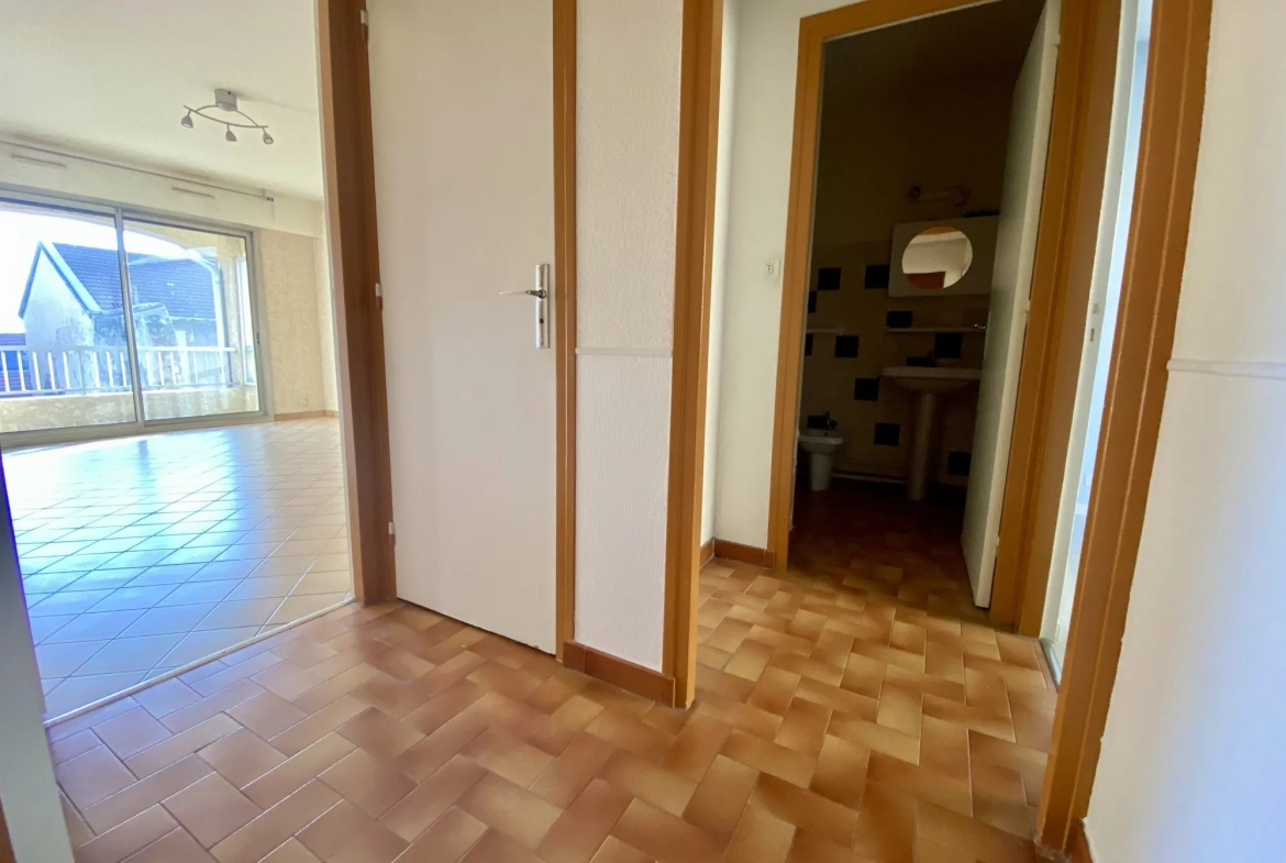 Appartement traversant 60 m² avec garage à Romans-sur-Isère 