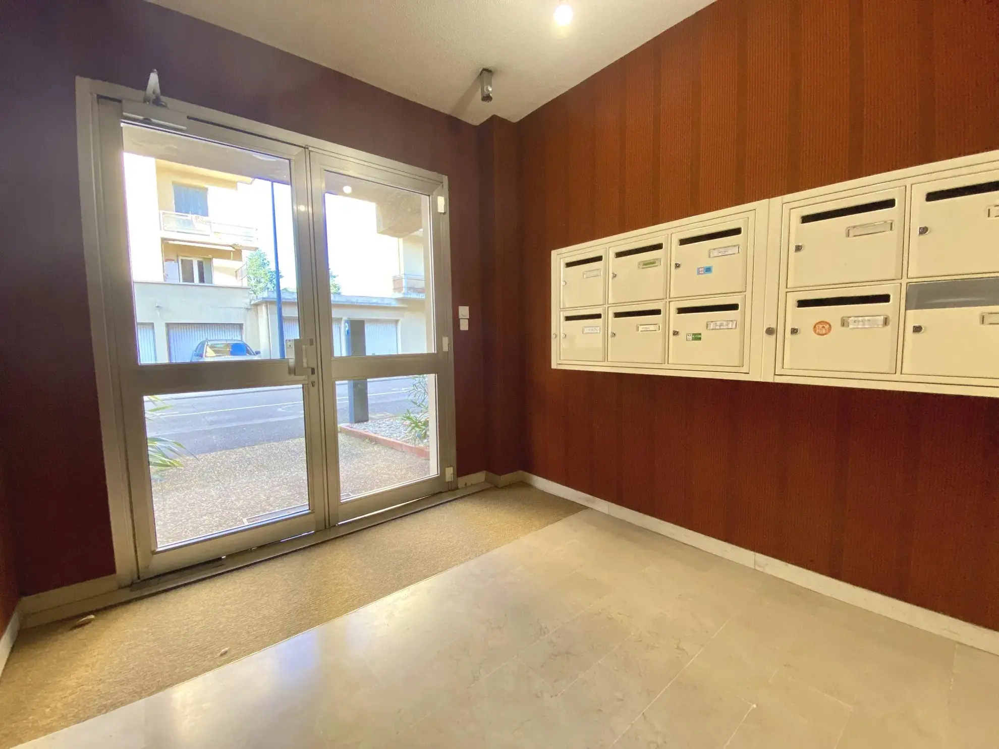 Appartement traversant 60 m² avec garage à Romans-sur-Isère 