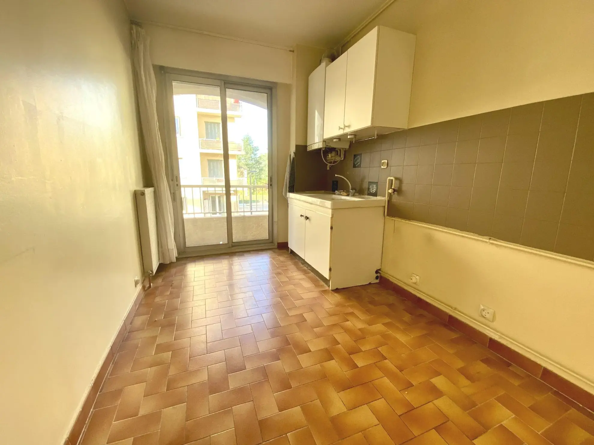 Appartement traversant 60 m² avec garage à Romans-sur-Isère 