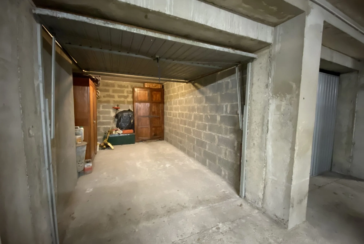 Appartement traversant 60 m² avec garage à Romans-sur-Isère 
