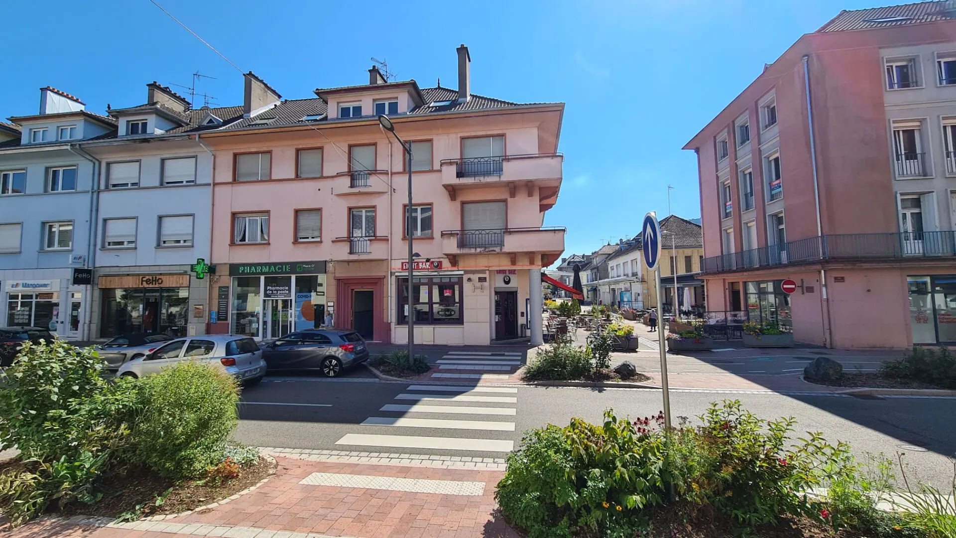 Appartement lumineux de 174,64 m² en centre-ville de Saint-Dié-des-Vosges avec balcon et cave 