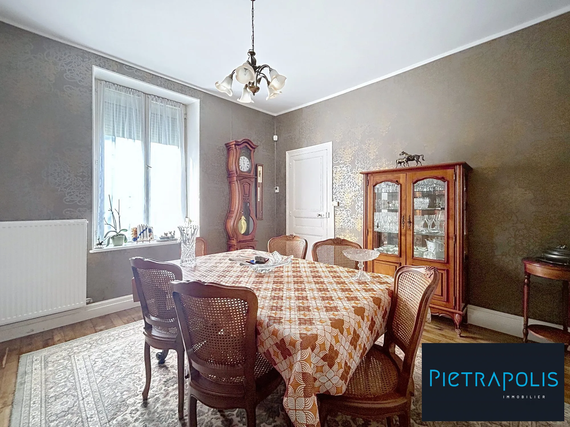Maison à vendre à Chaumont - 3 chambres, atelier et gros potentiel 
