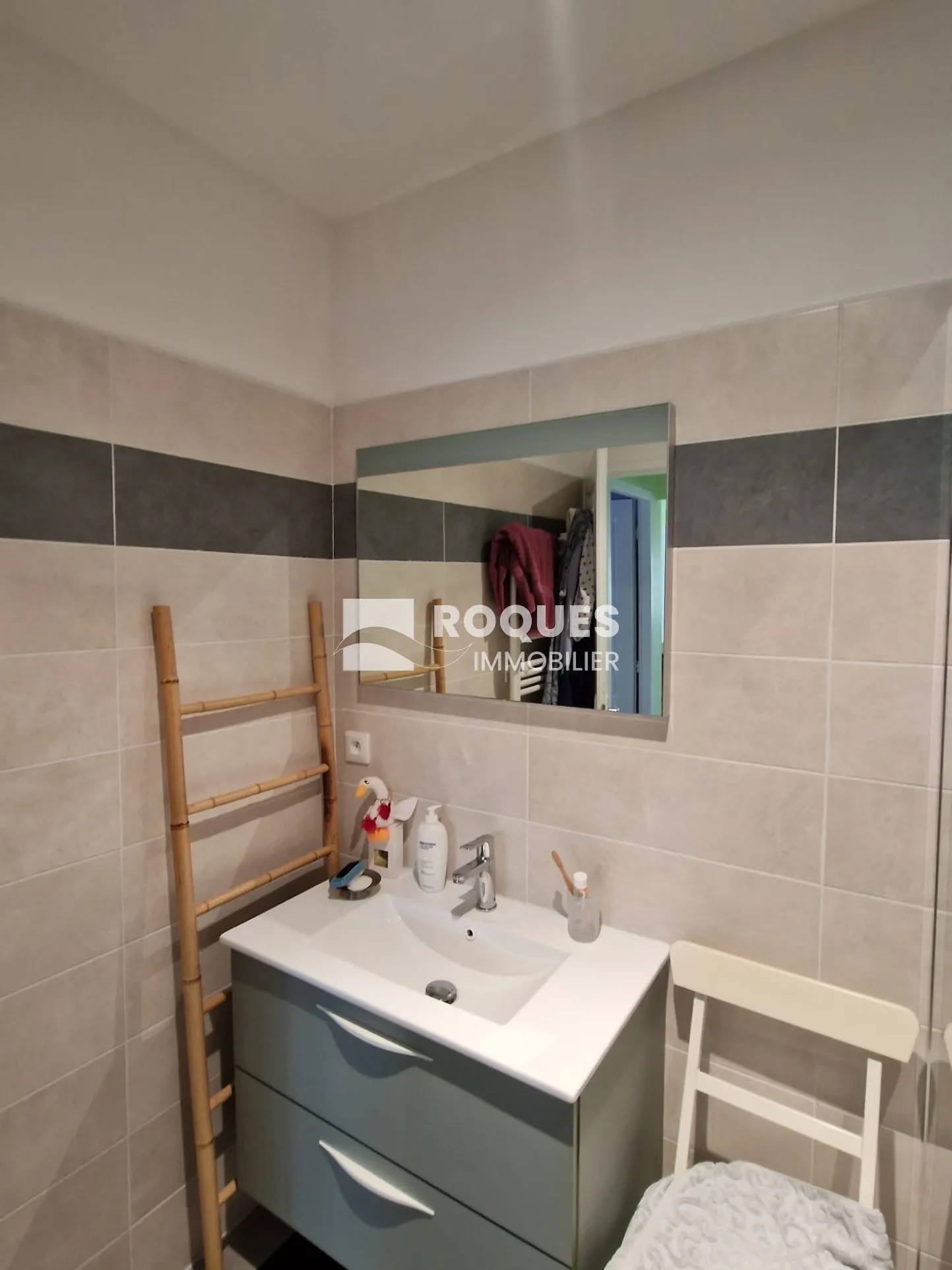 Appartement T2 neuf à Lodève avec terrasse et parking – Résidence récente 