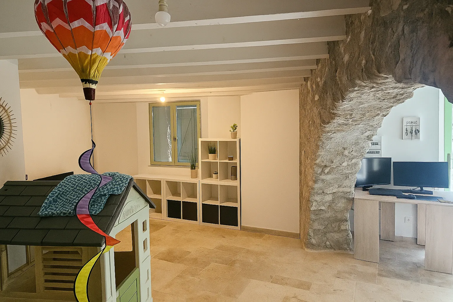 À vendre maison de village rénovée avec charme à Saint-Vallier-de-Thiey 