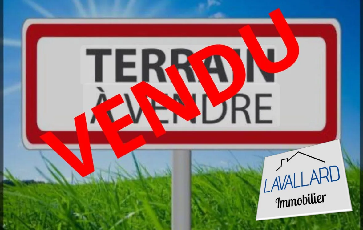 Terrain constructible de 850 m² à Mézières en Santerre – Hors lotissement 