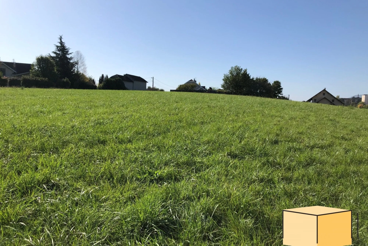 Parcelle à bâtir de 603 m² à Belley, secteur résidentiel 